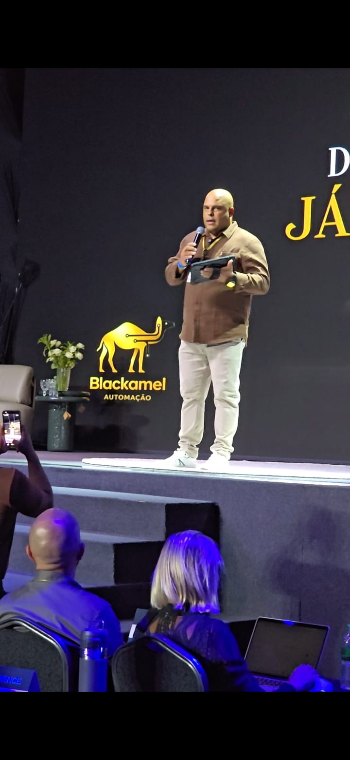Rogério Bocalari palestrando